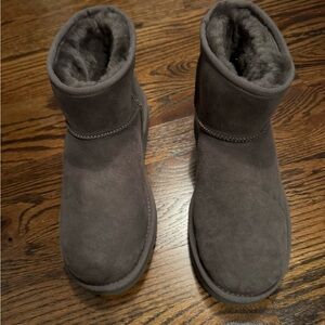 UGG Short Suede Shearling Boots - Grey